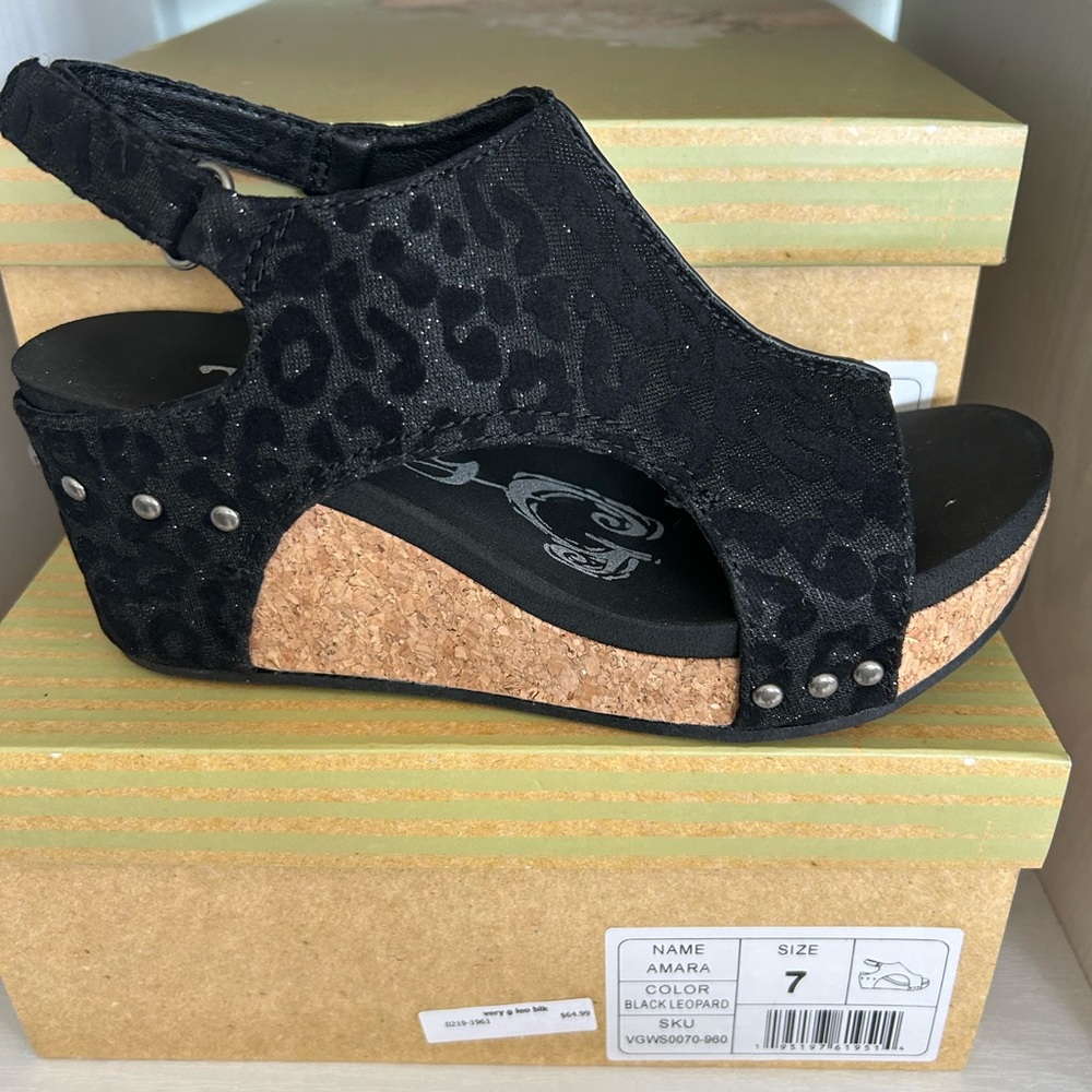 Very g AMARA black leopard sandal new in box multiple sizes available